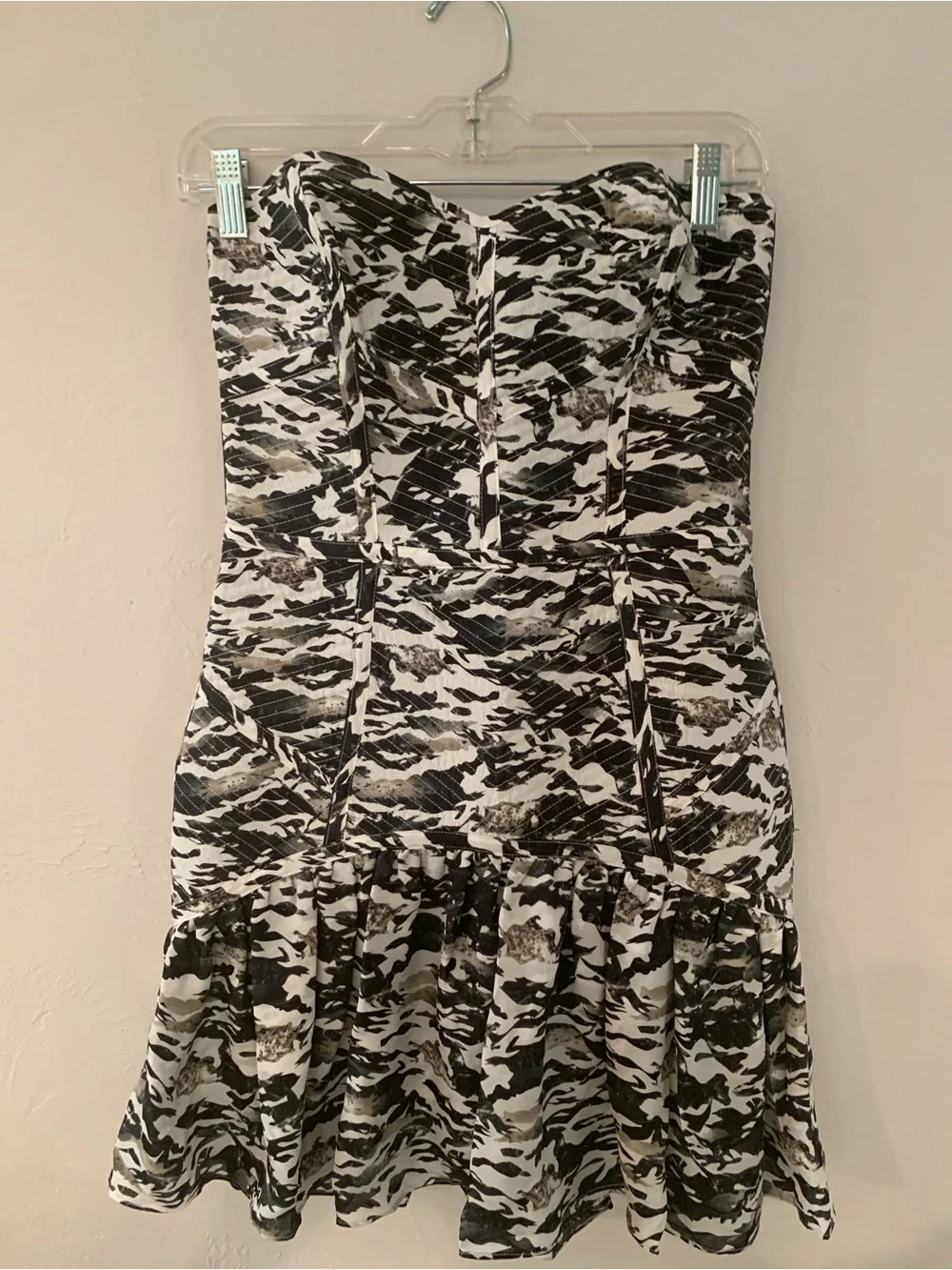 Parker Strapless Tidal Camo Patterned Ruffle-Hem Mini Dress S retail $297 - Picture 1 of 7